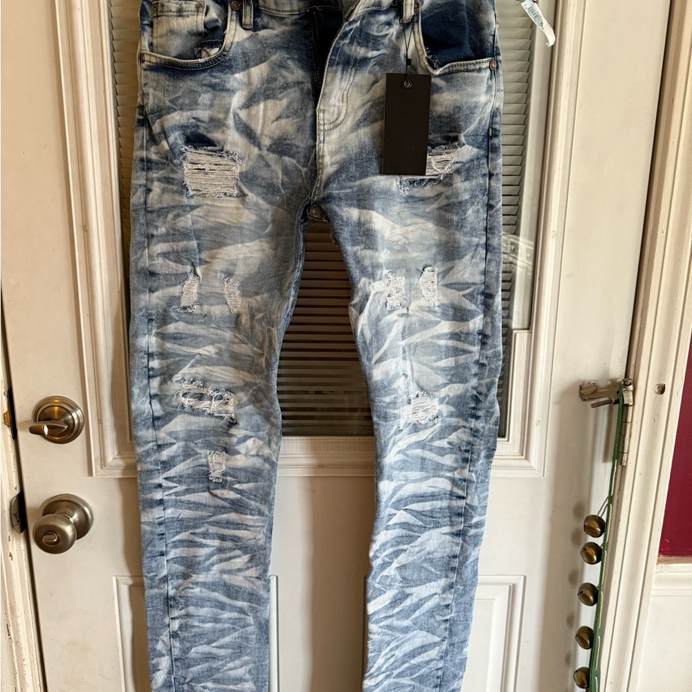 Evolution by Design Trendy Distressed Light Blue Acid Wash Men's Skinny Jeans